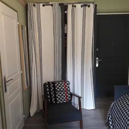 Le 110, Un Grand 2 étoiles, Pour Faire à Pied Appartement Aix-les-Bains